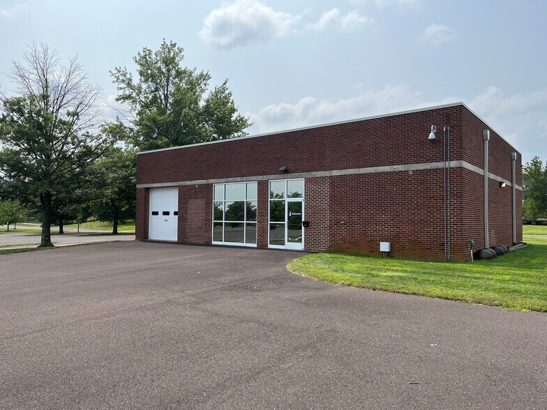 Primary Photo Of 355 Maple Ave, Harleysville Flex For Lease
