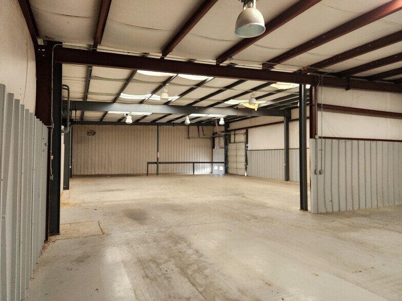 More Photos Of 720 W Main St, Rock Hill Flex For Lease