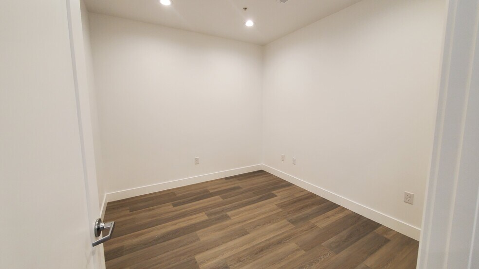 More Photos Of 752 North 2250 West, Springville Warehouse For Lease