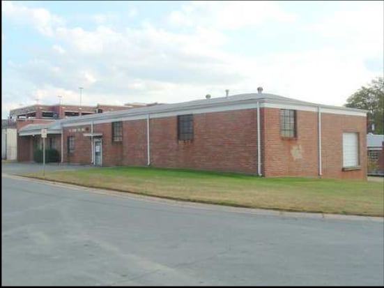 More Photos Of 415 Foster Ave, Charlotte Flex For Lease