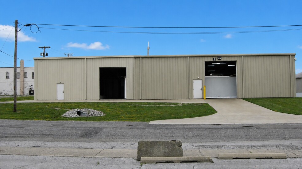 More Photos Of 3811 Pontiac st, Fort Wayne Warehouse For Sale