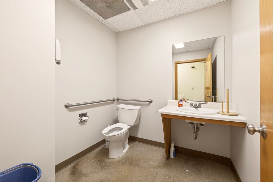 More Photos Of 6280 State Route 96, Farmington Freestanding For Lease