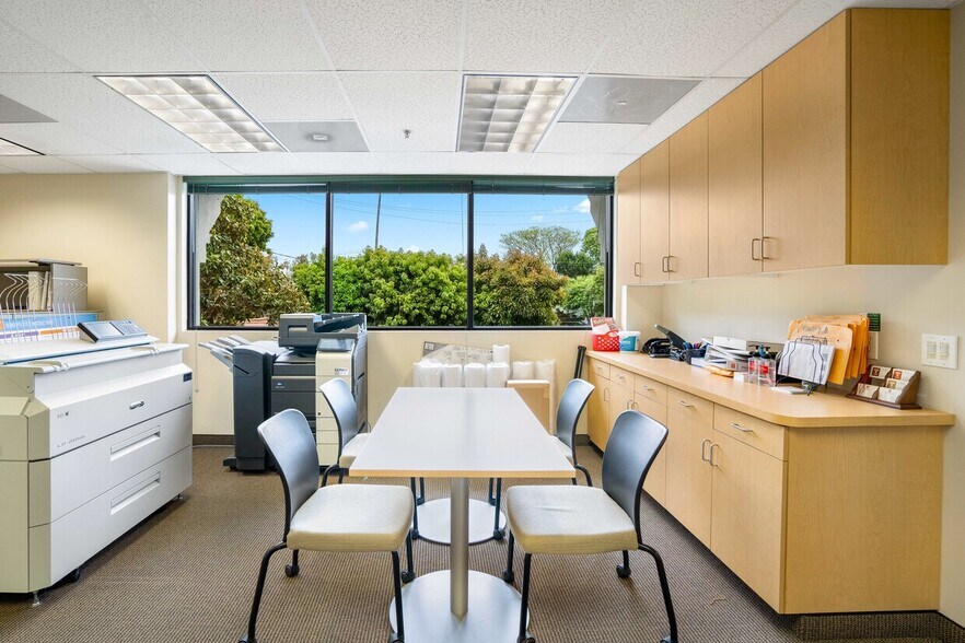 More Photos Of 751 Marsh St, San Luis Obispo Storefront For Lease