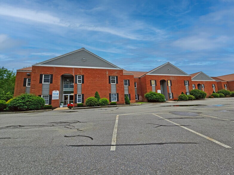 Primary Photo Of 1 Merrill Industrial Dr, Hampton Office For Sale