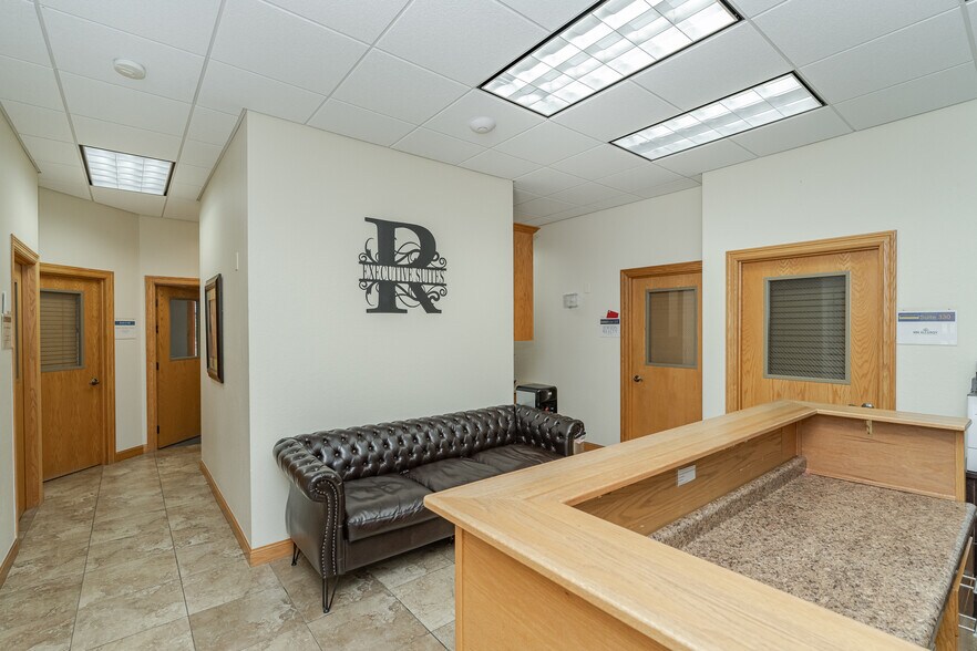 More Photos Of 3269 19th St NW, Rochester Coworking Space