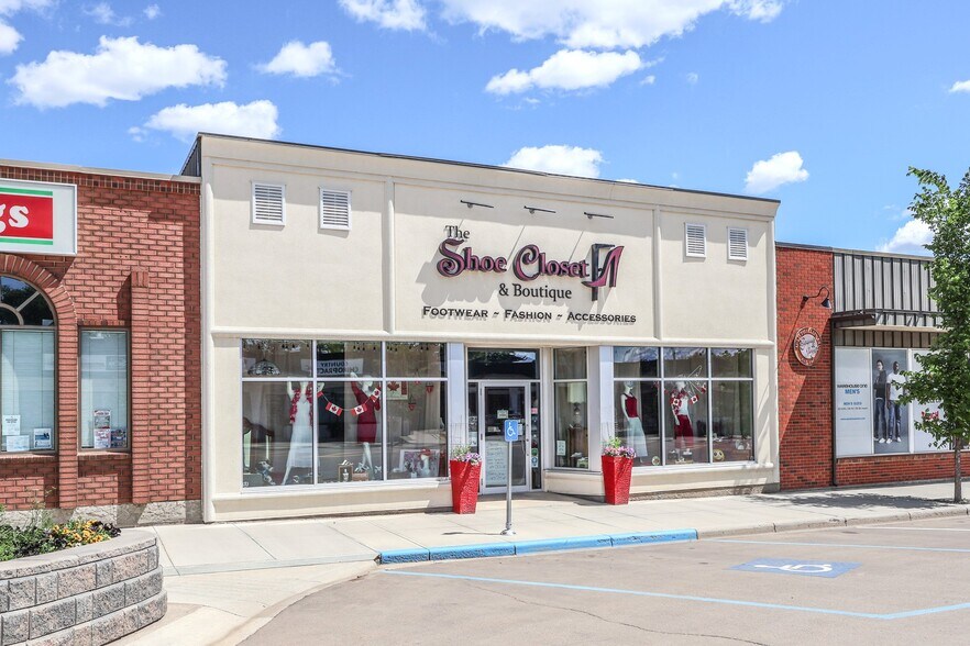 Primary Photo Of 4817 50 Street, Stettler Storefront Retail Office For Sale