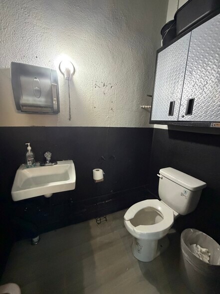 More Photos Of 917 3rd Ave, Asbury Park Warehouse For Lease