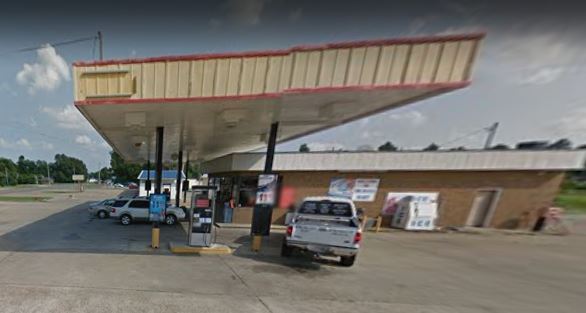 More Photos Of 737 Highway 463 S, Trumann Service Station For Sale