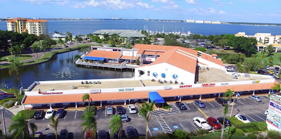 Primary Photo Of 5901 Sun Blvd, Saint Petersburg Unknown For Lease