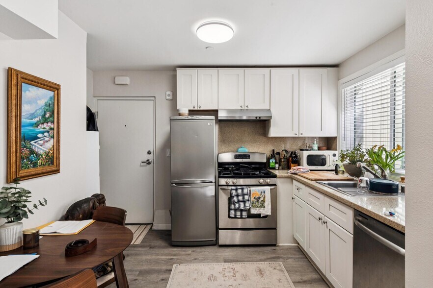 More Photos Of 2539-2541 Lombard St, San Francisco Apartments For Sale