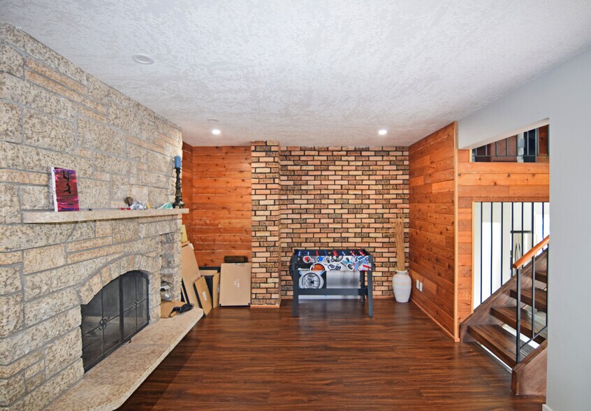 More Photos Of 9657 68A St NW, Edmonton Multifamily For Sale