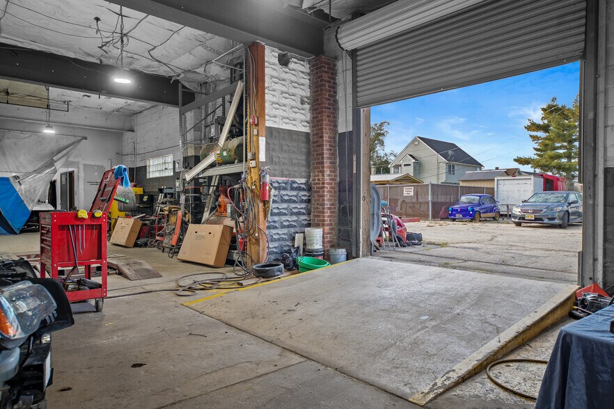 More Photos Of 220 White Horse, Egg Harbor City Auto Repair For Sale