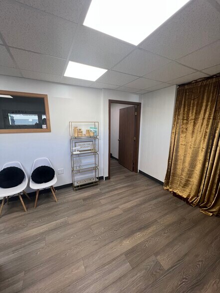 More Photos Of 1521-1611 Losey Blvd S, La Crosse Freestanding For Lease