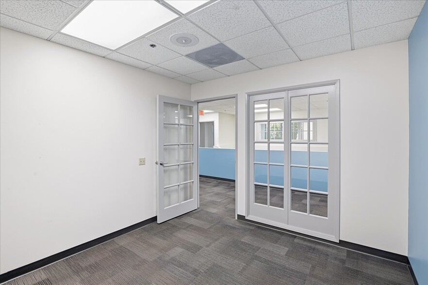 More Photos Of 12 Mauchly, Irvine Office Residential For Sale