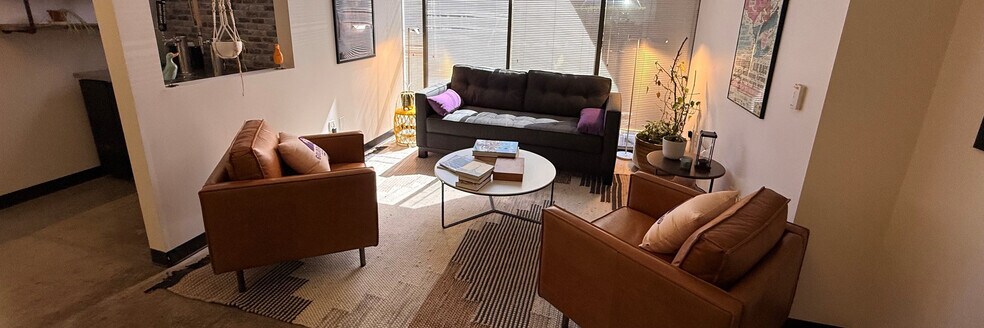 More Photos Of 4520 Electronics Pl, Los Angeles Flex For Lease