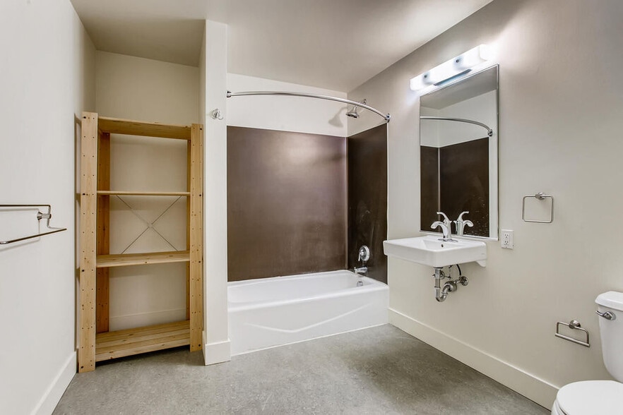 More Photos Of 3947-3951 N Williams Ave, Portland Apartments For Sale