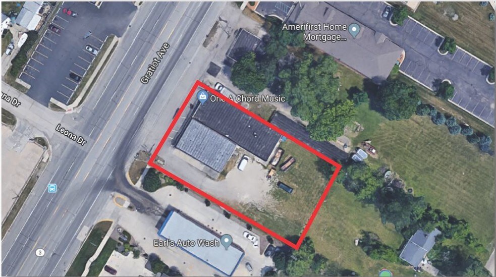 More Photos Of 49904-49908 Gratiot Ave, Chesterfield Storefront For Lease