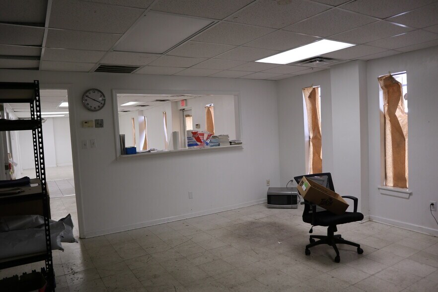 More Photos Of 877 Orange Ave, Tallahassee Warehouse For Sale