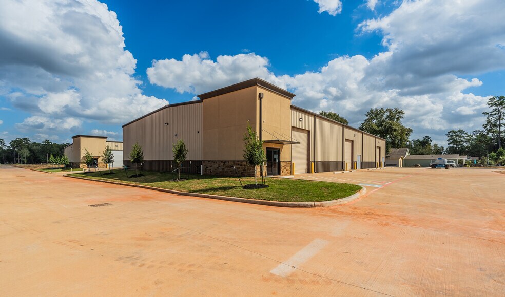 More Photos Of 30130 Dobbin Huffsmith Rd, Magnolia Distribution For Sale