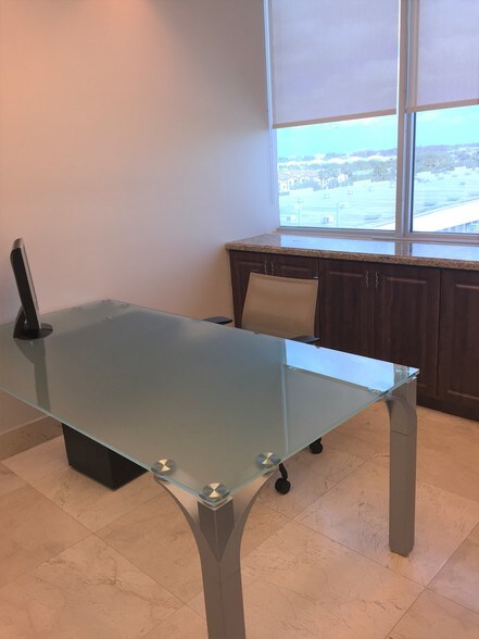 More Photos Of 2301 NW 87th Ave, Doral Office Residential For Lease