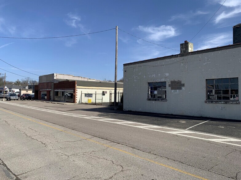 More Photos Of 741 Lila Ave, Milford Storefront For Sale