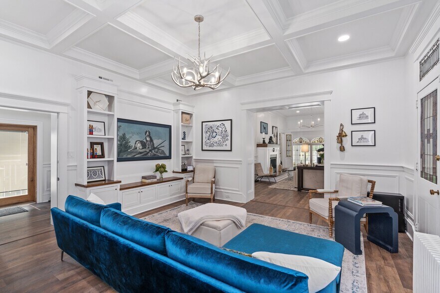 More Photos Of 11 E Philadelphia Ave, Boyertown Hospitality For Sale