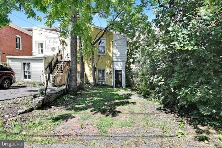 More Photos Of 407 W Market St, Pottsville Office For Sale