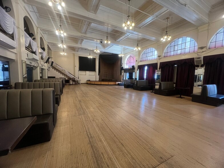 More Photos Of 17 S 1st St, Alhambra Restaurant For Sale