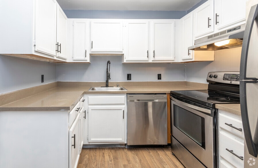 More Photos Of 900 Cathedral St, Baltimore Apartments For Lease