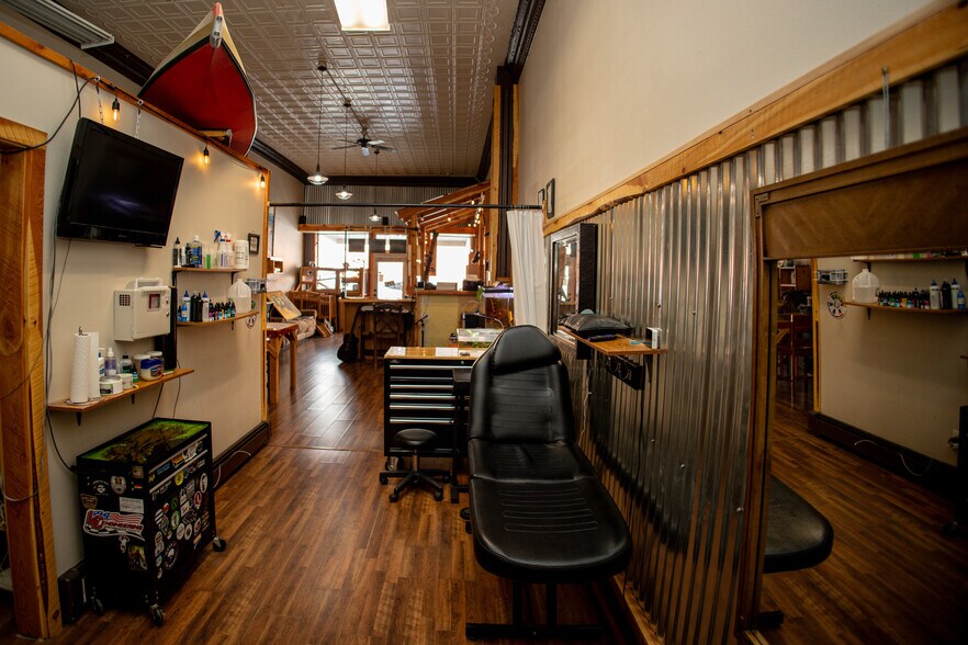 More Photos Of 301 E Park Ave, Anaconda Storefront Retail Office For Sale