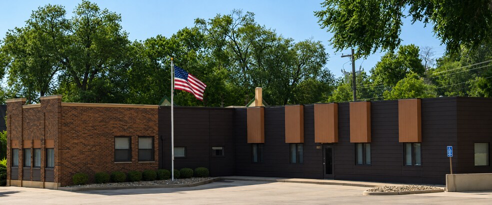 More Photos Of 1313 W Main St, Rapid City Office For Lease