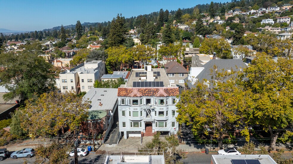 More Photos Of 2451 Le Conte Ave, Berkeley Apartments For Sale