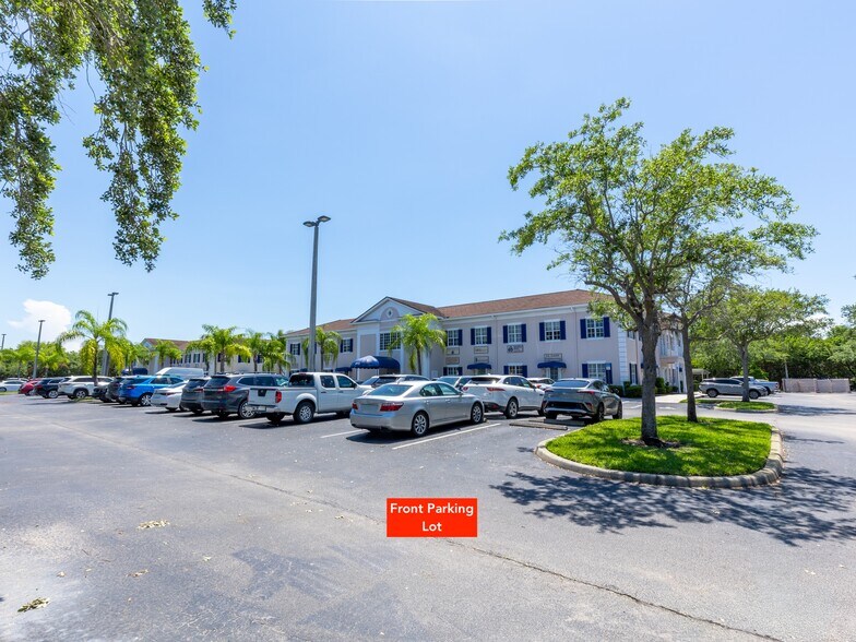 More Photos Of 1555 Indian River Blvd, Vero Beach Medical For Lease