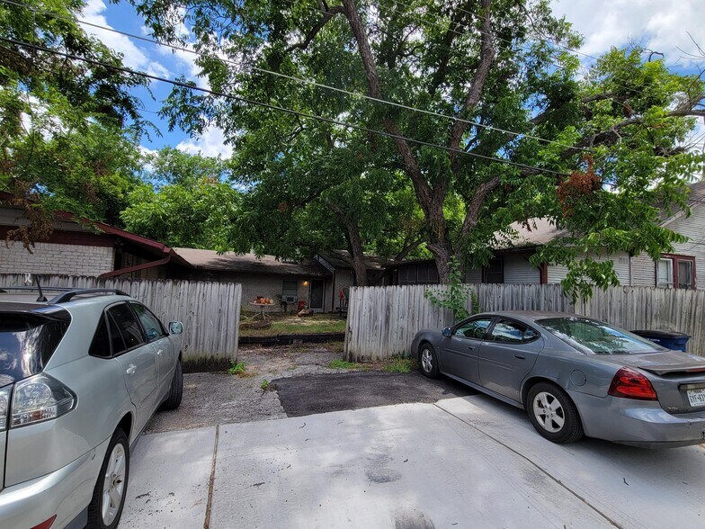 More Photos Of 4625 Depew Ave, Austin Apartments For Sale