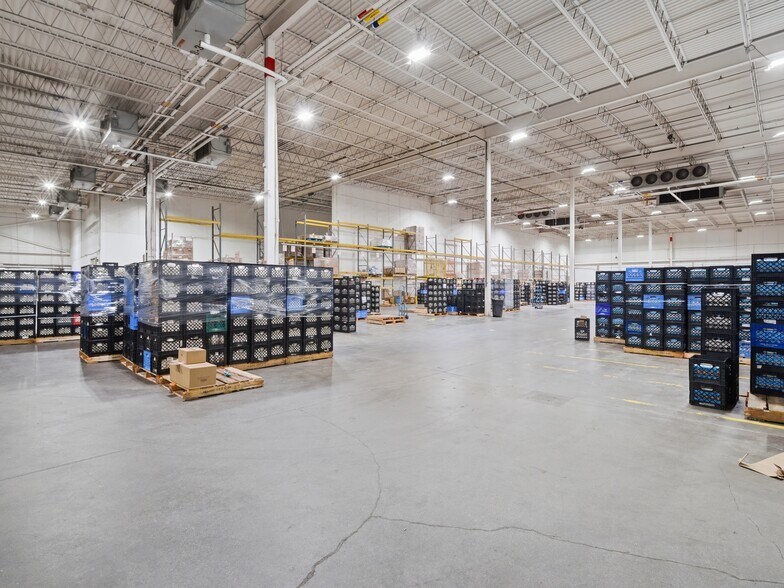 More Photos Of 563 Sandhill Ln, Grand Junction Distribution For Lease