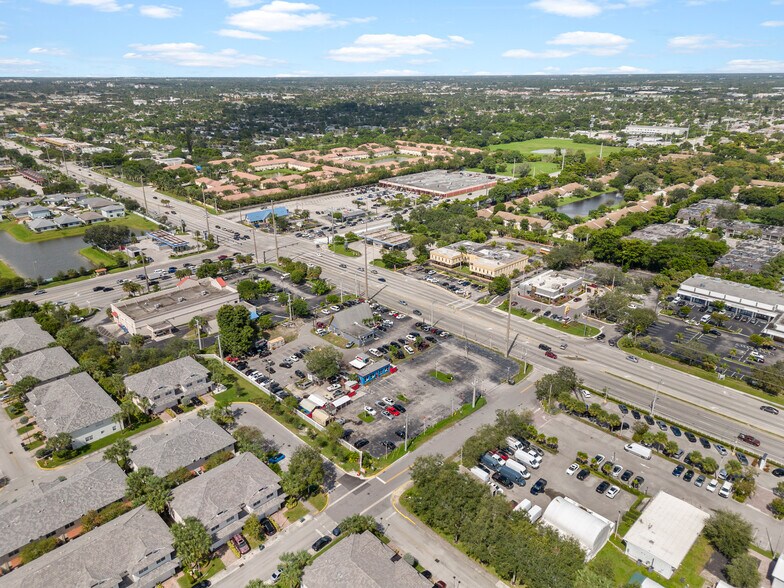 More Photos Of 3100 NW 30th Ave, Oakland Park Auto Dealership For Lease