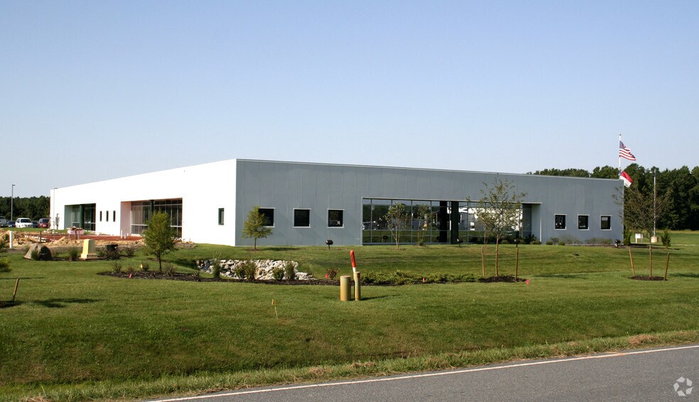 More Photos Of 112 Corporate Dr, Elizabeth City Office For Sale
