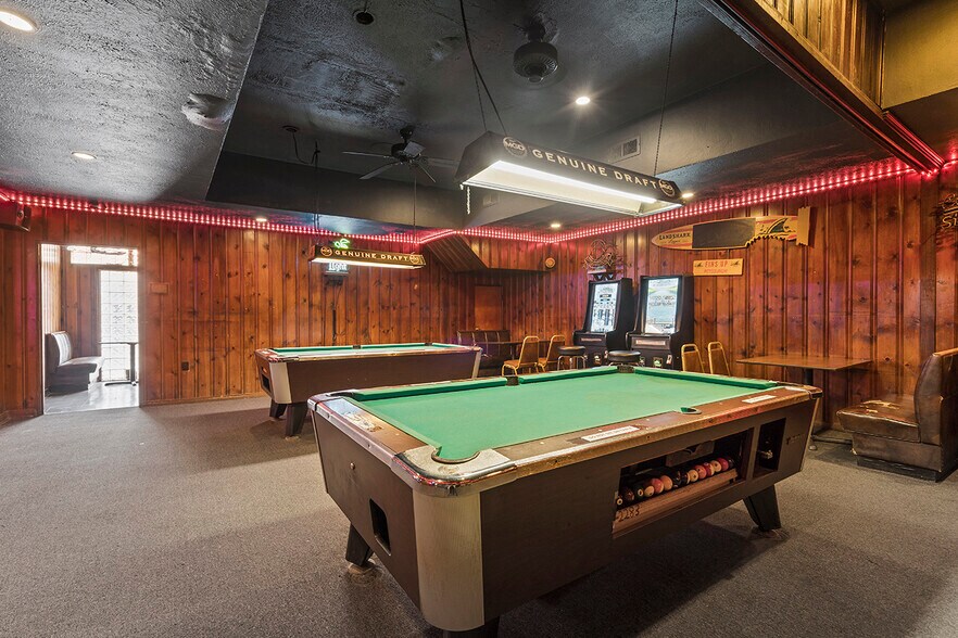 More Photos Of Island Avenue 1173-1175 Island Avenue, McKees Rocks Bar For Sale