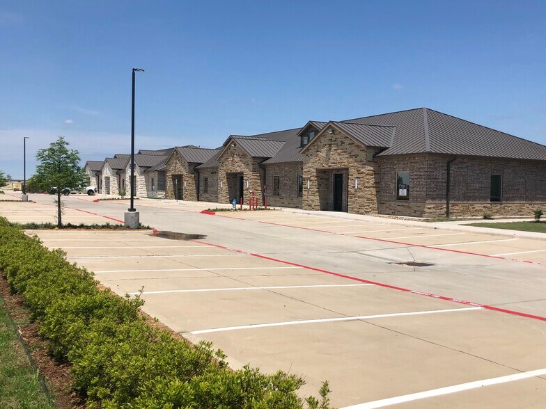 More Photos Of 1400 N Coit Rd, McKinney Medical For Sale