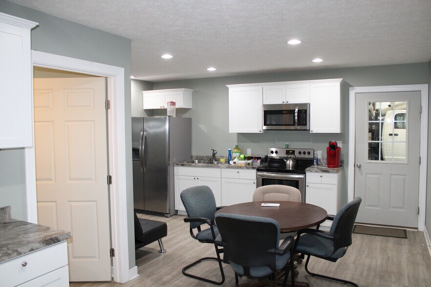 More Photos Of 283 Woodlin Ln, Manquin Airplane Hangar For Sale