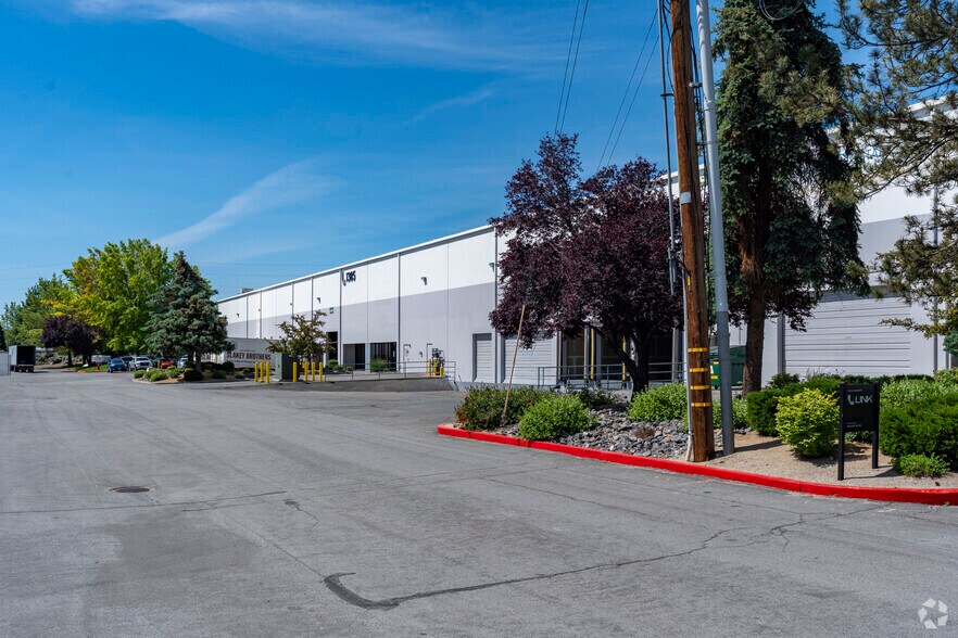 More Photos Of 1315 Greg St, Sparks Unknown For Lease