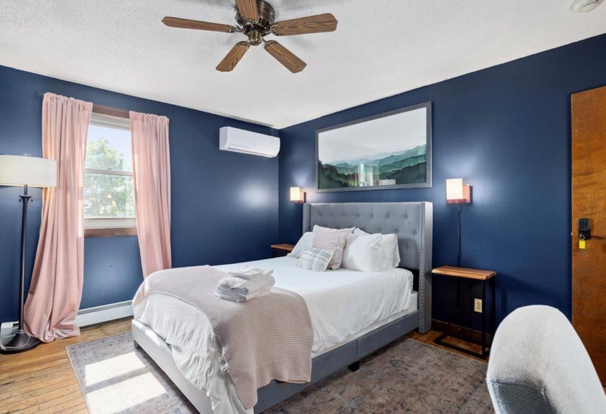 More Photos Of 454 William Ave, Davis Restaurant For Sale