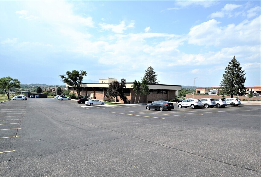 3595 E Fountain Blvd, Colorado Springs, CO 80910 Office