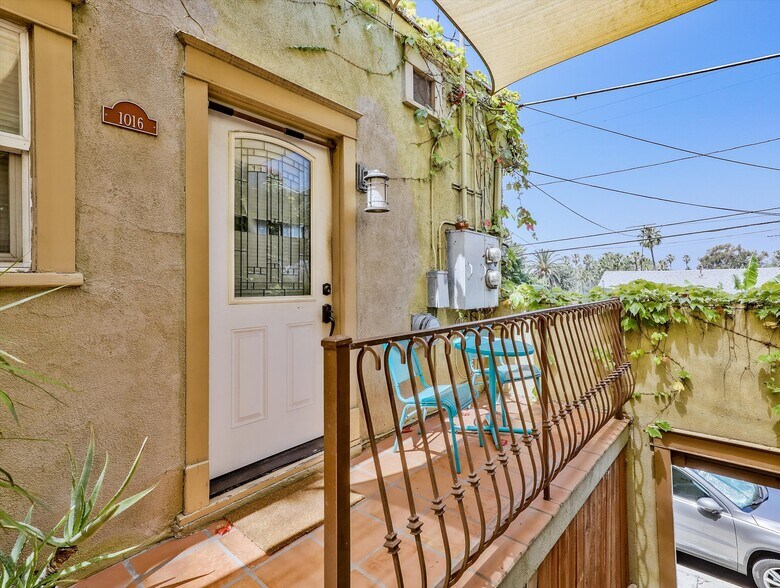 More Photos Of 1016 Laguna Ave, Los Angeles Apartments For Sale