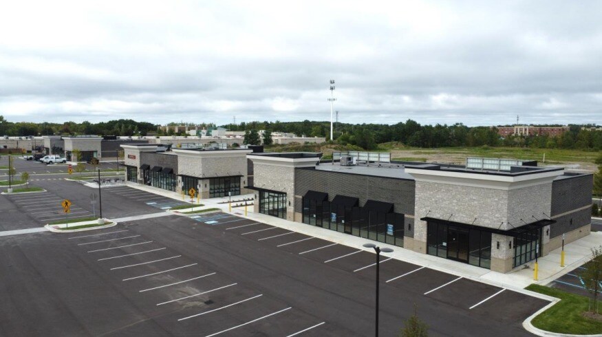 More Photos Of 291-299 Haggerty, Commerce Township Unknown For Lease