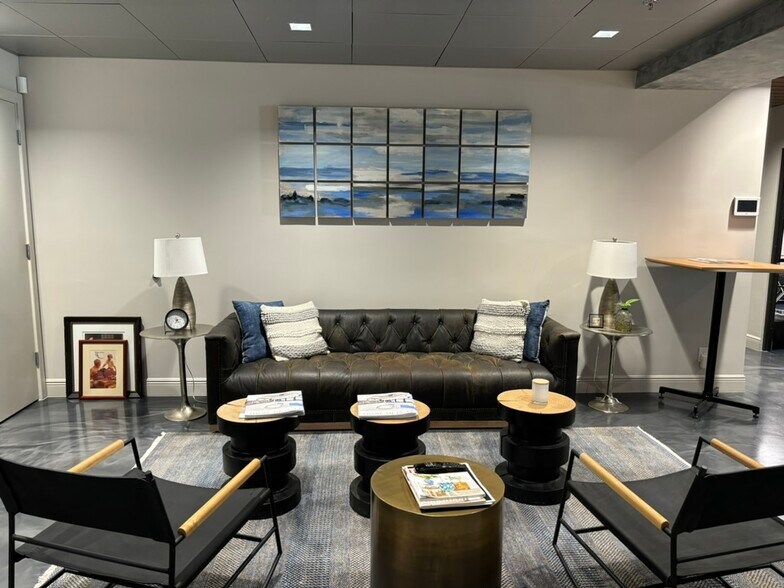 More Photos Of 11811 US Highway 1, North Palm Beach General Retail For Lease