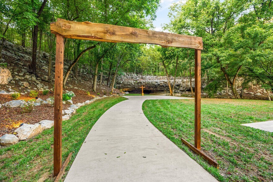 More Photos Of 4201 Pleasant Valley Rd, Union Grove Restaurant For Sale