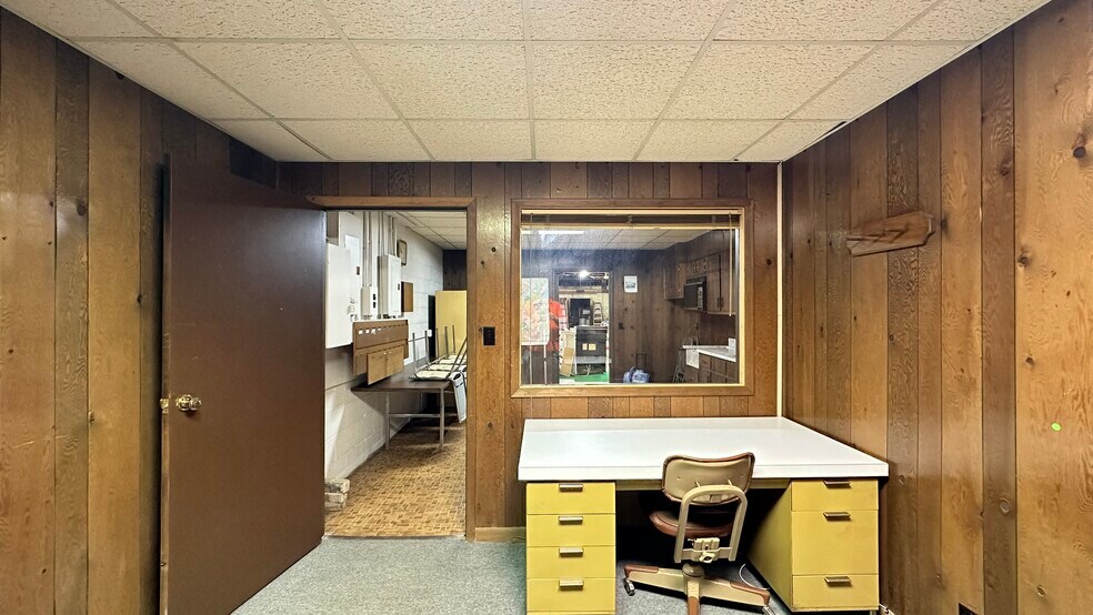 More Photos Of 7705 67th St S, Birmingham Flex For Lease