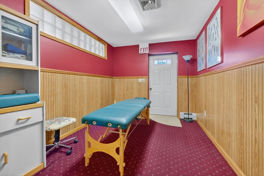 More Photos Of 2 Renee Gate St, Cortlandt Manor Office For Sale