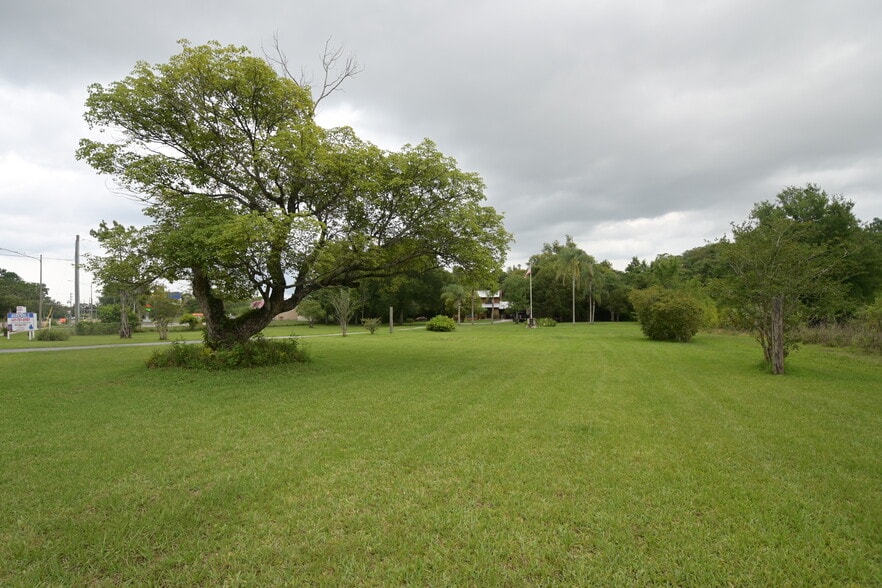 More Photos Of 2101 S Goldenrod Rd, Orlando Storefront For Sale